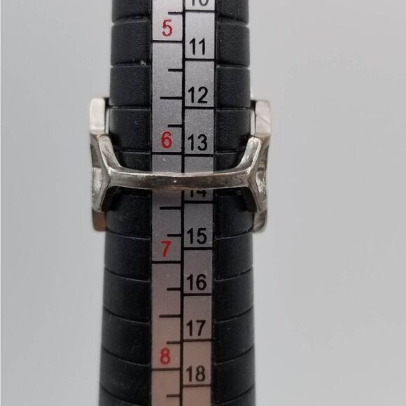 Queen Bee high fashion Honeycomb bee hive ring size 6.5 - Picture 4 of 4